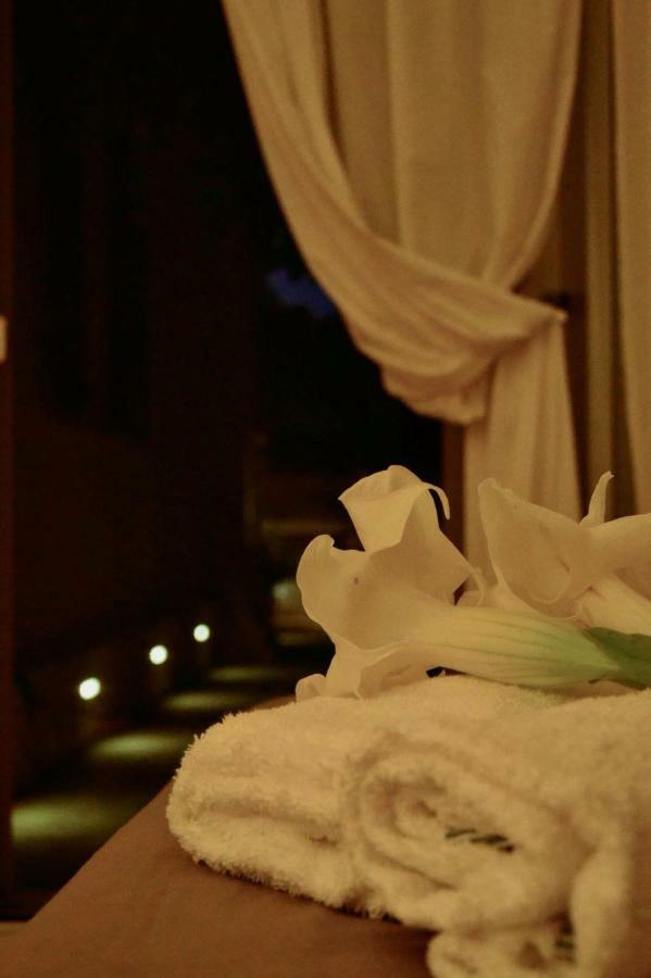 Green House Beach Hotel Mondello Bagian luar foto